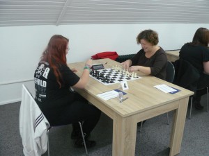 Svenja (links) gegen Galina Plagge