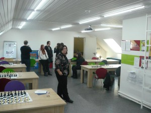 Trainingsraum mit Deckenbeamer - so was fehlt uns noch!