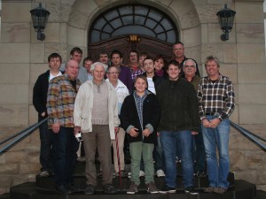 Vereinsmeisterschaft 2012 - Gruppenbild Treppe